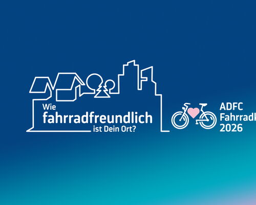 Grafik mit Stadtsilhouette und Fahrrad dazu Text: Wie fahrradfreundlich ist Dein Ort, ADFC Fahrradklima-Test 2026