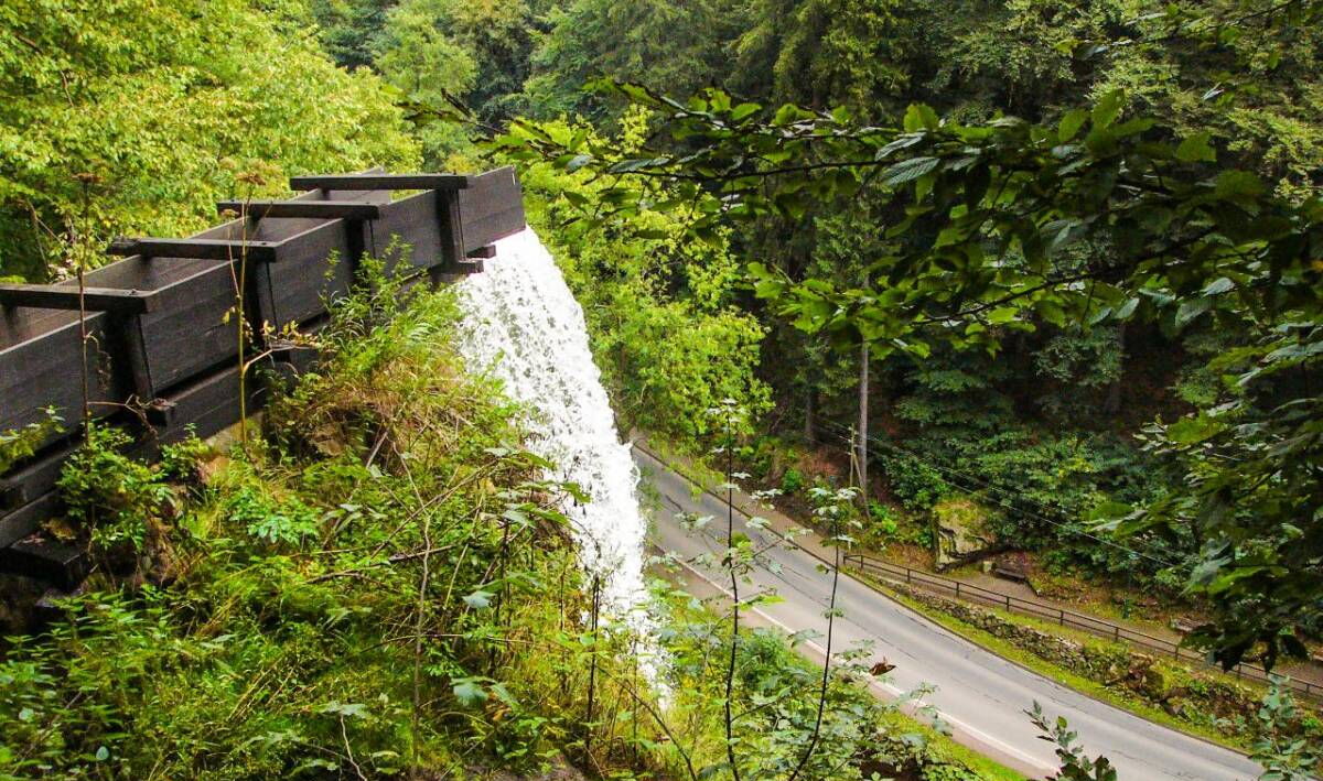 Blick von der Spitze des Trusetaler Wasserfalls