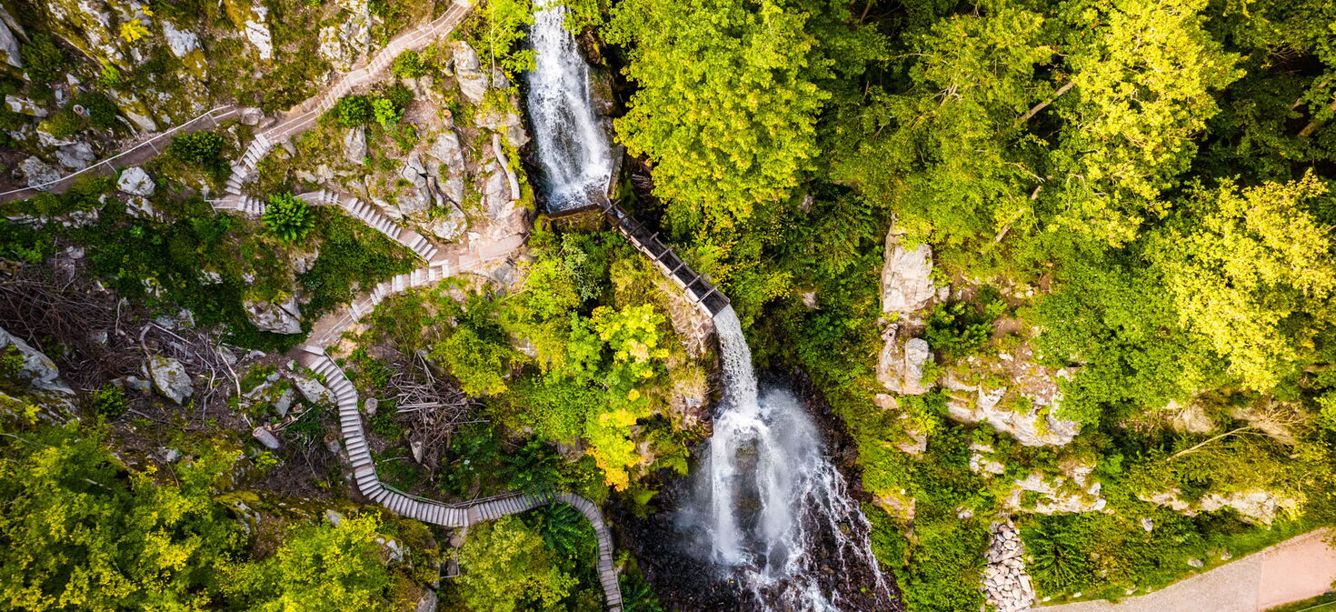 Der Trusetaler Wasserfall aus der Luft