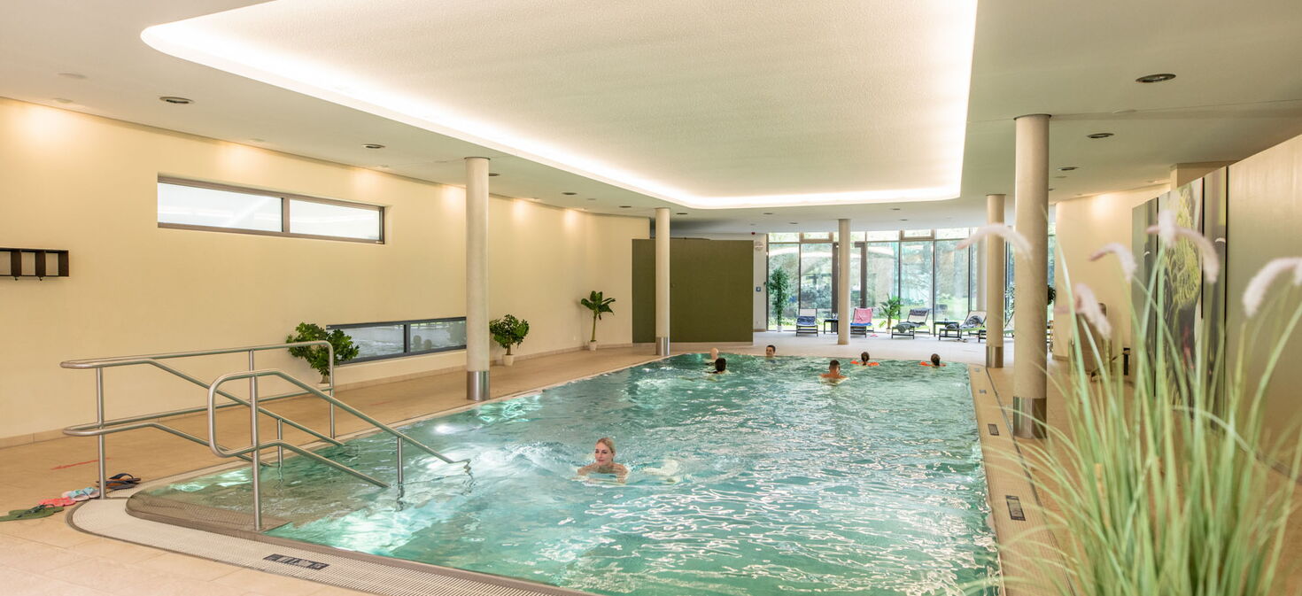 Schwimmbecken im Kurhaus Vital-Brunnen in Bad Liebenstein