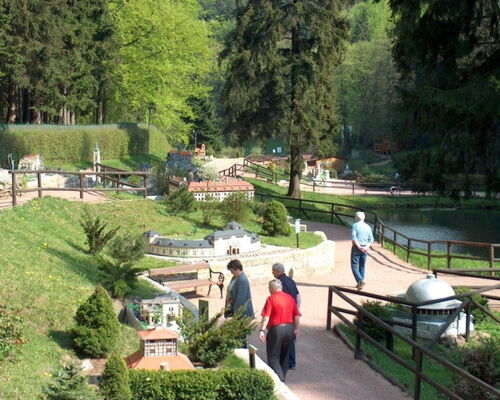 Miniaturenpark mini-a-thür Ruhla mit verschiedenen Sehenswürdigkeiten Thüringens